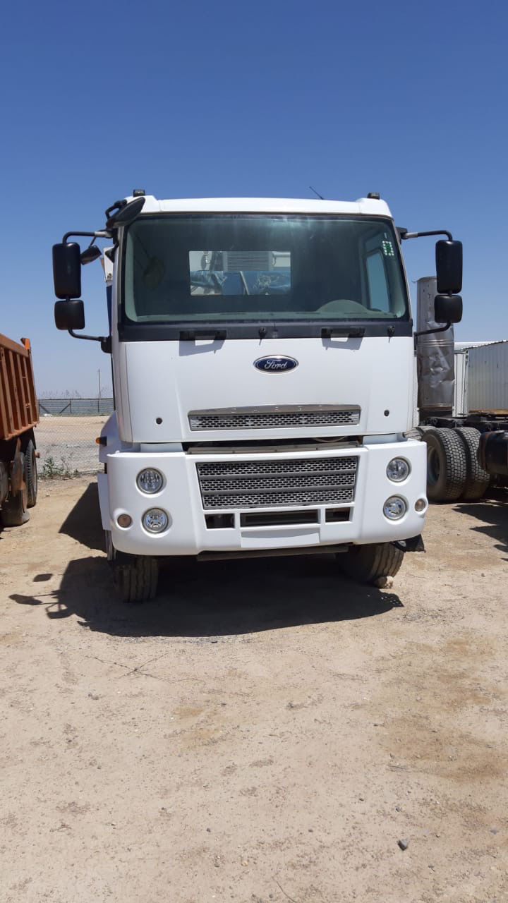 Surplus Ford CARGO 4135 D TRUCK WITH CEMENT SPREADER - StokArti