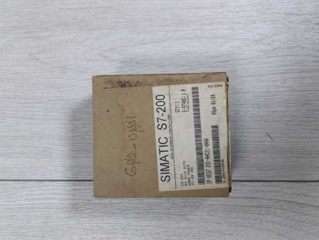 Picture of SIEMENS SIMATIC S7-200, ANALOG INPUT EM 231, FOR S7-22X CPU ONLY, 4 AI, 0 - 10V DC, 12 BIT CONVERTER 6ES7231-0HC21-0XA0