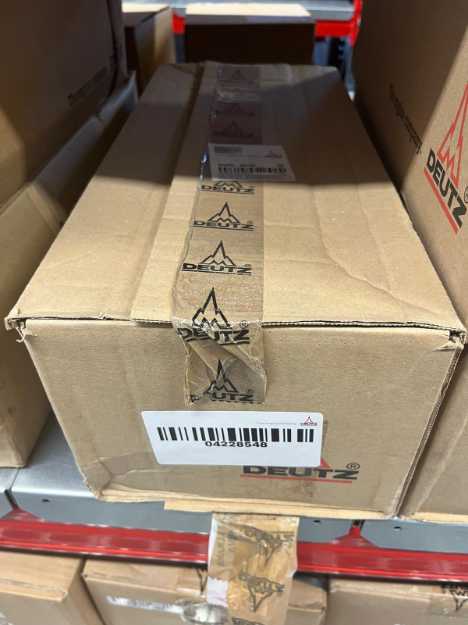 Picture of Deutz RAW WATER PUMP 04228548