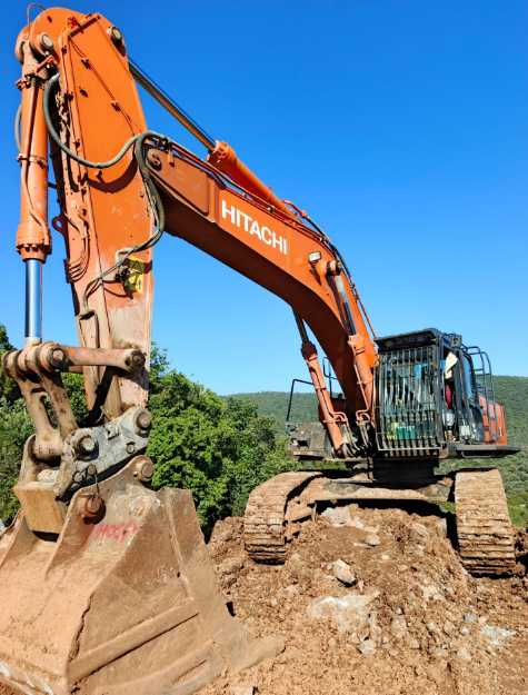 Picture of Hitachi ZX530LCH-5A Excavators (2 Units Available)